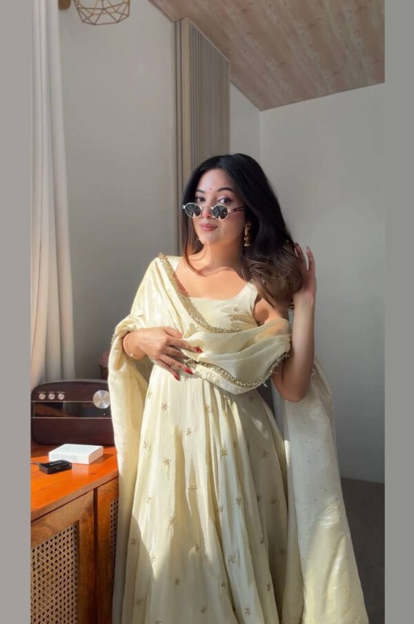 Daisy White Cosmos Anarkali Gown Set