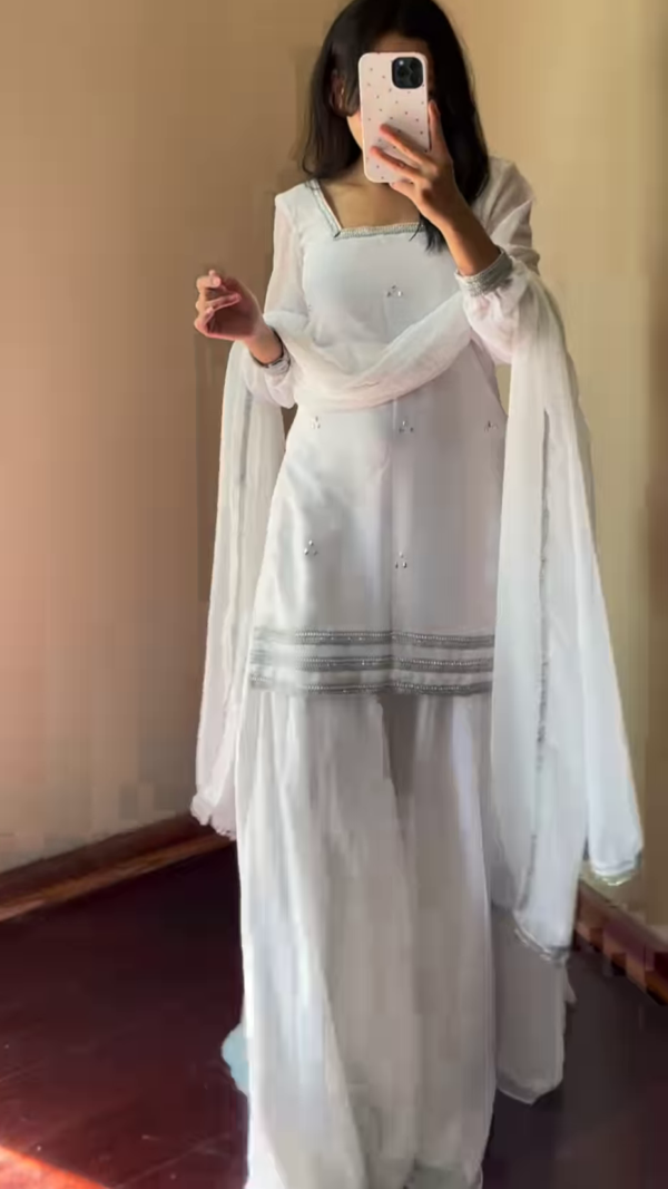 Stylish Daily Wear – Comfortable & Classy 💃