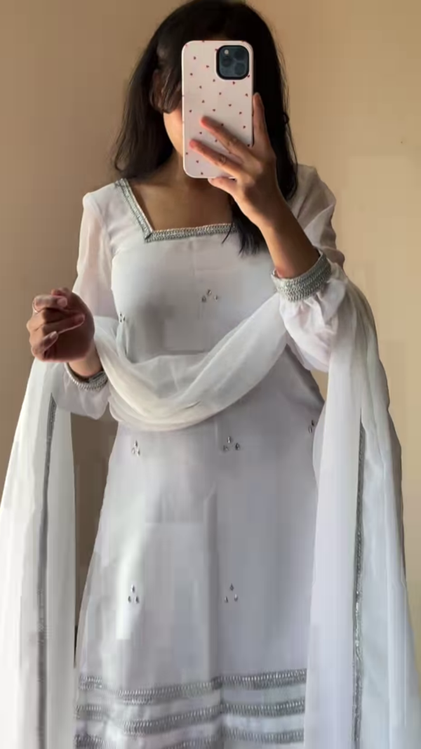 Stylish Daily Wear – Comfortable & Classy 💃