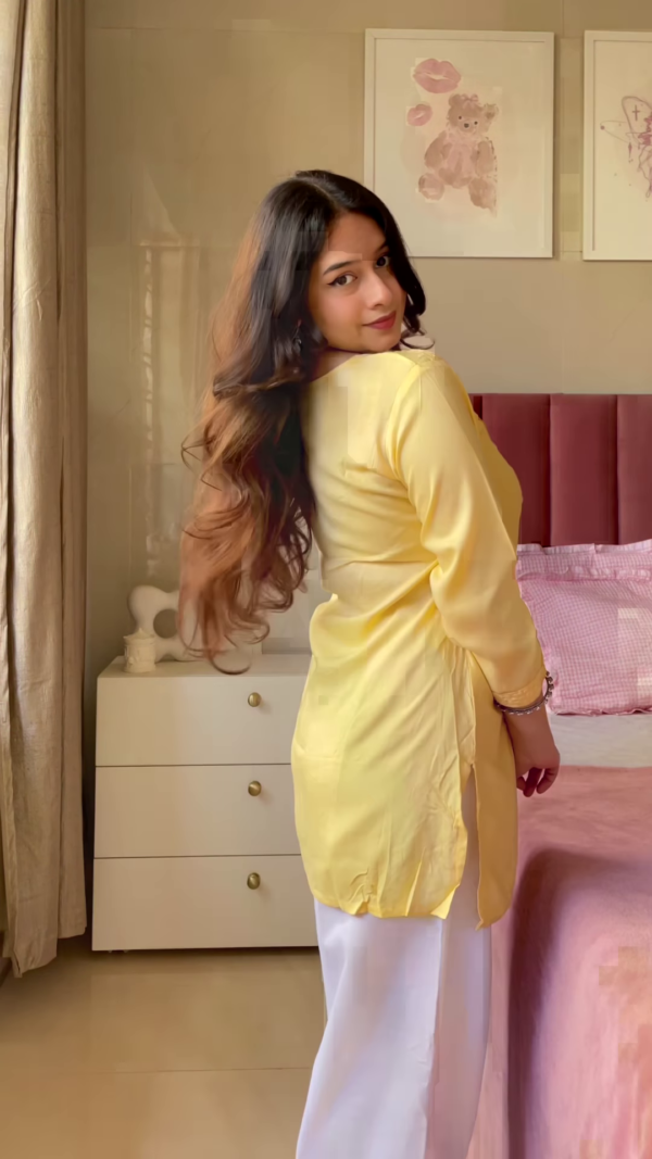 Beautifully Crafted Outfit for Women 🌹