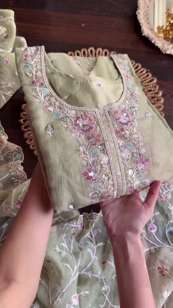 Trendy Western Look – Perfect for Any Day