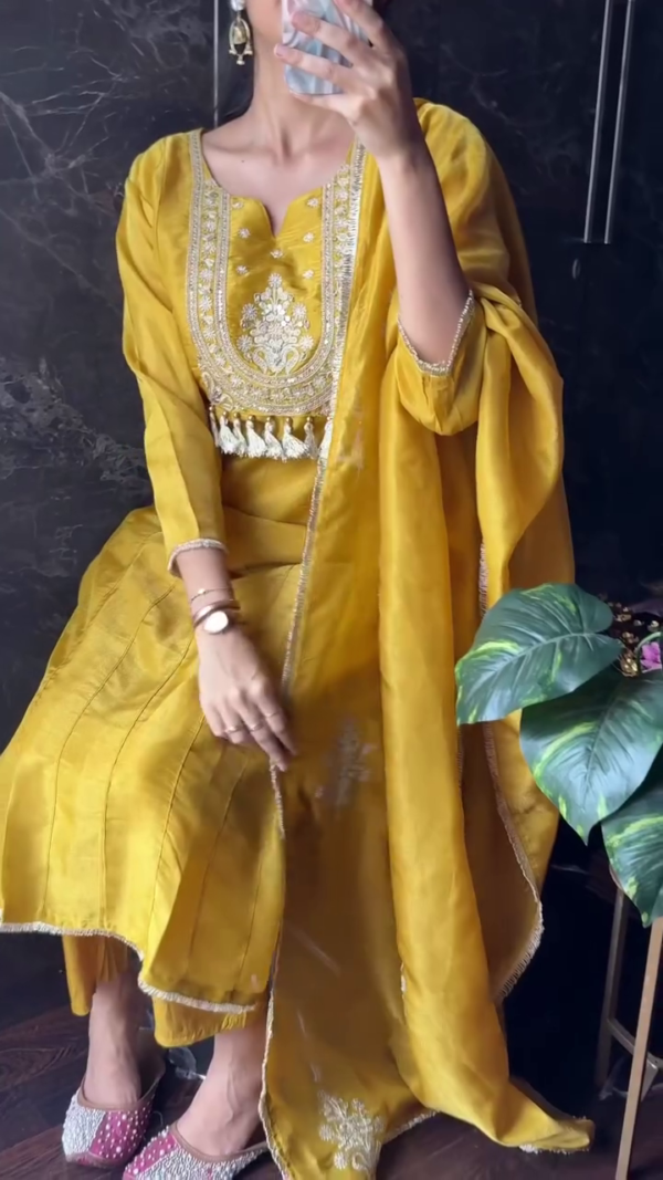 Stylish Daily Outfit – Comfort Meets Elegance