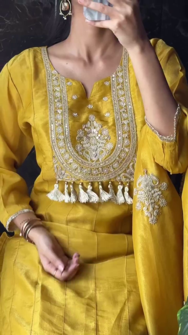 Stylish Daily Outfit – Comfort Meets Elegance