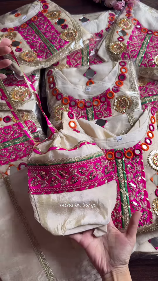 Trendy Festive Wear – Style That Speaks