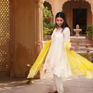 Ivory Embroidered Ethnic Kurta